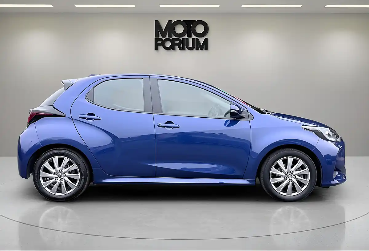 Used 2023 Toyota Yaris Icon Blue - Interior and Exterior details 3