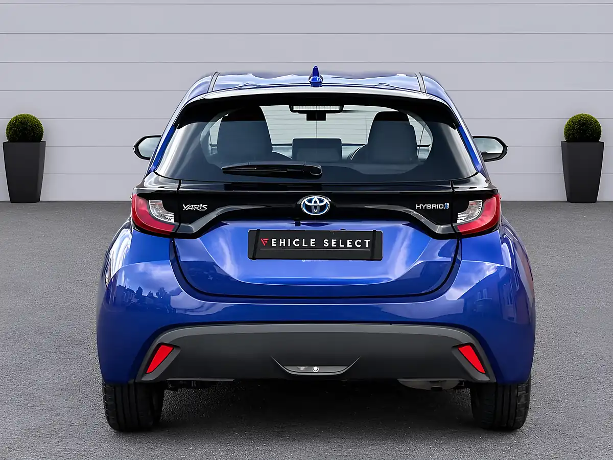 Used 2023 Toyota Yaris Icon Blue - Interior and Exterior details 10