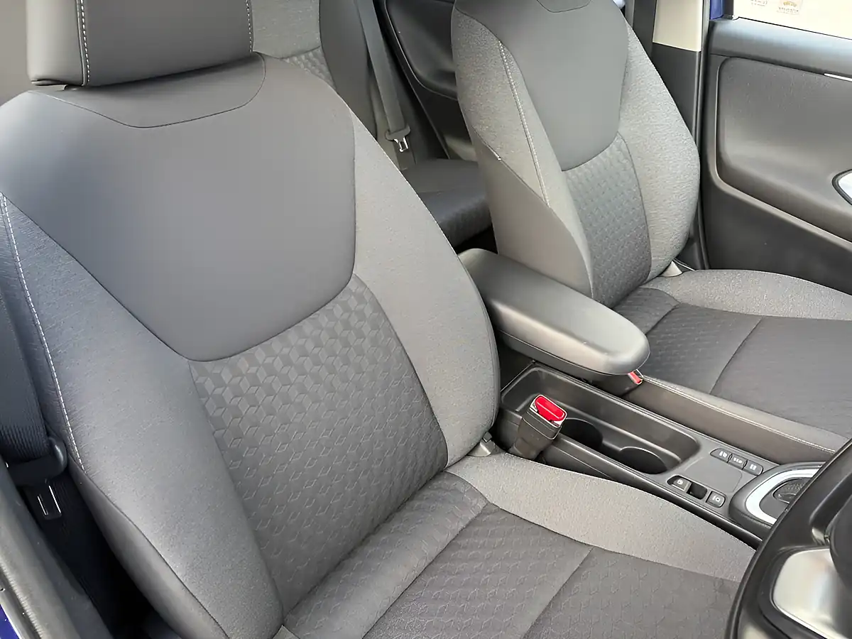 Used 2023 Toyota Yaris Icon Blue - Interior and Exterior details 13