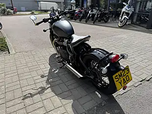 Used 2023 Triumph Bobber Grey - Interior and Exterior details 8