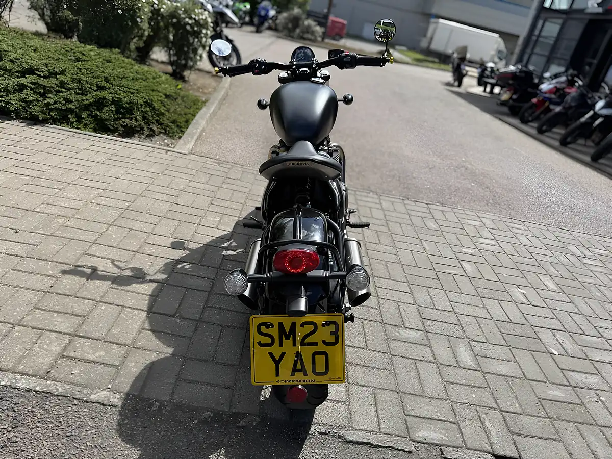 Used 2023 Triumph Bobber Grey - Interior and Exterior details 9
