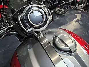 Used 2023 Triumph Rocket 3 R Silver Ice & Cranberry Red - Interior and Exterior details 12