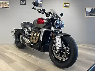 Used 2023 Triumph Rocket 3 R Silver Ice / Cranberry Red - Interior and Exterior details 3