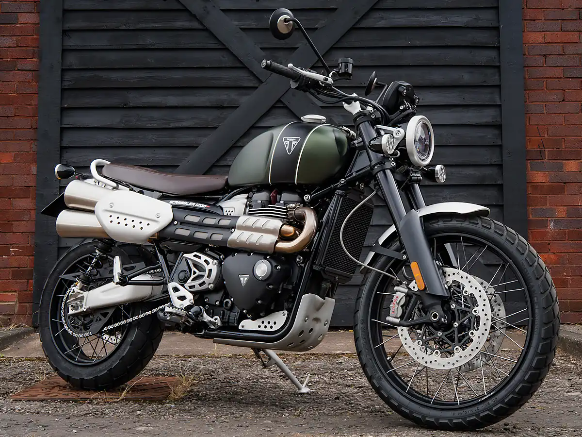 Used 2023 Triumph Scrambler 1200 Xc Matte Khaki Green - Jet Black - Front View