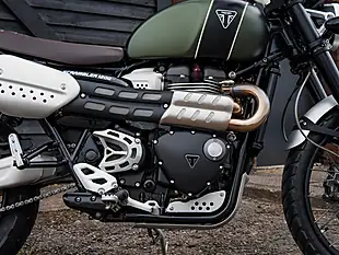 Used 2023 Triumph Scrambler 1200 Xc Matte Khaki Green - Jet Black - Interior and Exterior details 10