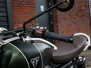 Used 2023 Triumph Scrambler 1200 Xc Matte Khaki Green - Jet Black - Interior and Exterior details 18