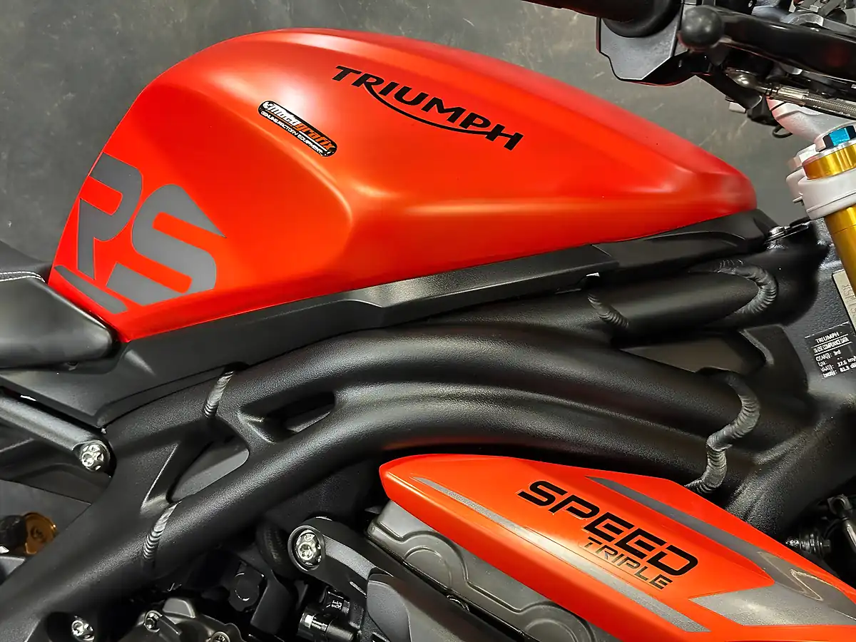 Used 2023 Triumph Speed Triple 1200 RS Orange - Interior and Exterior details 12