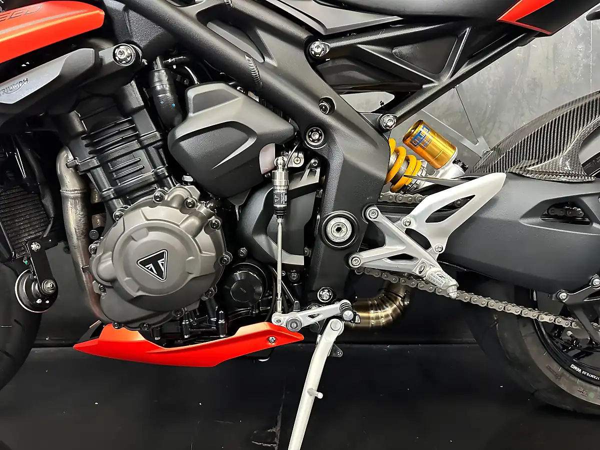 Used 2023 Triumph Speed Triple 1200 RS Orange - Interior and Exterior details 18