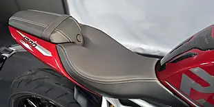 Used 2023 Triumph Speed Triple RS Carnival Red - Interior and Exterior details 6