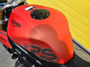 Used 2023 Triumph Speed Triple RS Orange - Interior and Exterior details 16