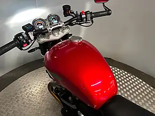 Used 2023 Triumph Speed Twin Red - Interior and Exterior details 8
