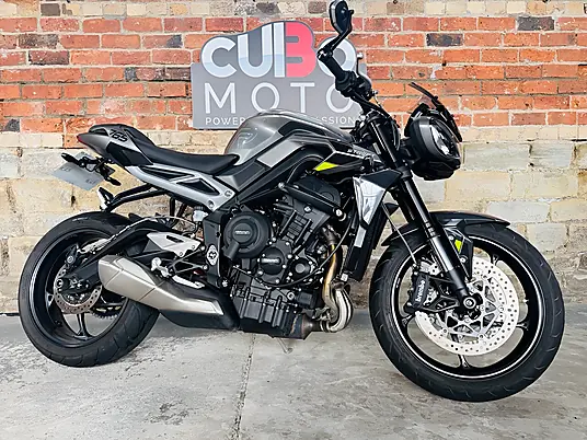 2023 Triumph Street Triple 765 R