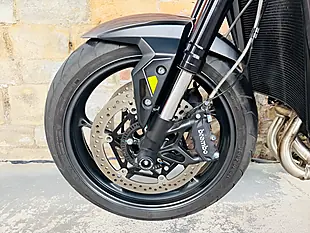 Used 2023 Triumph Street Triple 765 R Silver - Interior and Exterior details 14