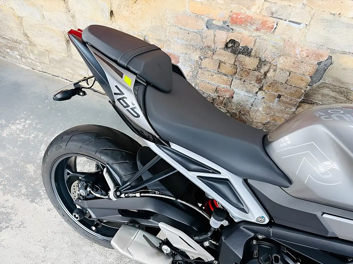 Used 2023 Triumph Street Triple 765 R Silver - Interior and Exterior details 9