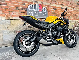 Used 2023 Triumph Street Triple 765 RS Yellow - Interior and Exterior details 4