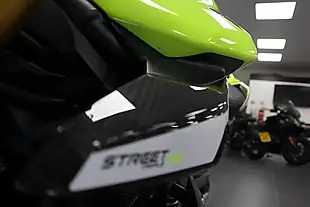 Used 2023 Triumph Street Triple Moto 2 Yellow - Interior and Exterior details 13
