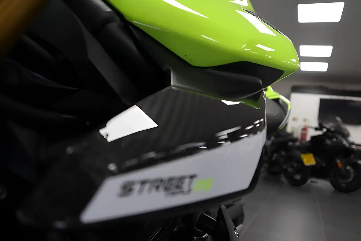 Used 2023 Triumph Street Triple Moto 2 Yellow - Interior and Exterior details 13