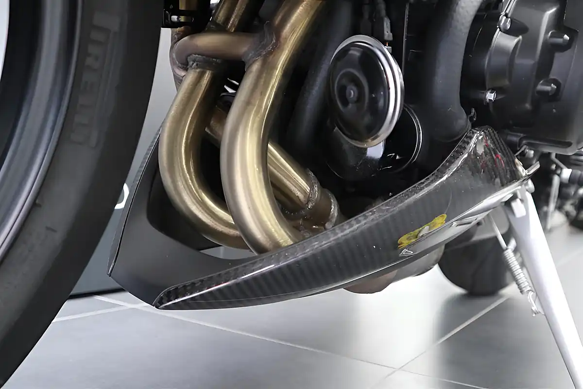 Used 2023 Triumph Street Triple Moto 2 Yellow - Interior and Exterior details 17