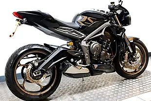 Used 2023 Triumph Street Triple RS Carbon Black - Interior and Exterior details 3