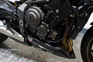 Used 2023 Triumph Street Triple RS Carbon Black - Interior and Exterior details 6