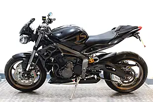 Used 2023 Triumph Street Triple RS Carbon Black - Interior and Exterior details 9