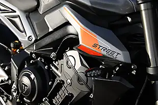 Used 2023 Triumph Street Triple RS RS Silver - Interior and Exterior details 16