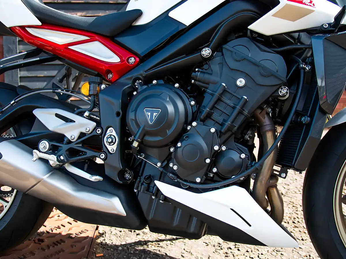 Used 2023 Triumph Street Triple RS White - Interior and Exterior details 8
