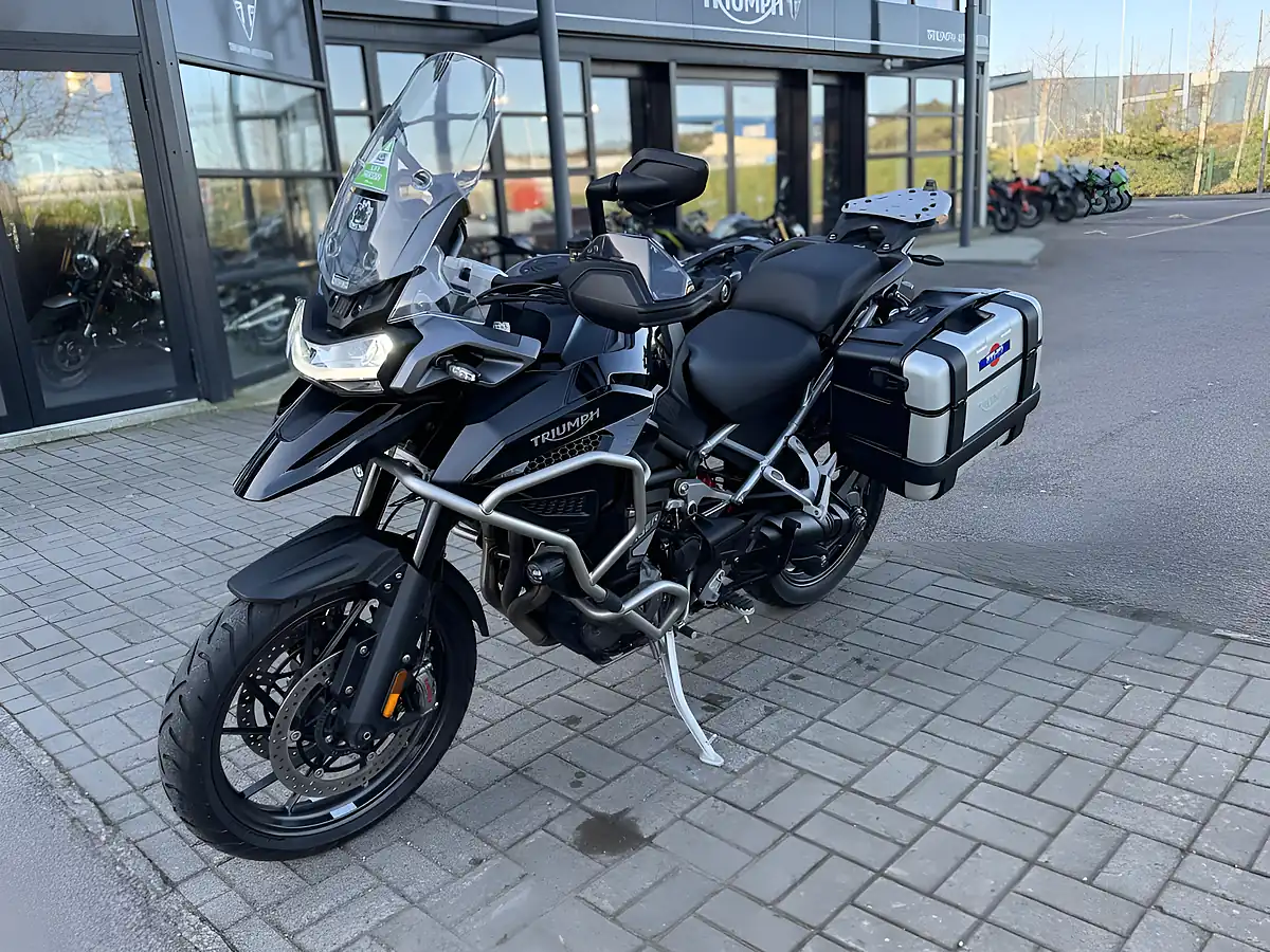 Used 2023 Triumph Tiger 1200 GT Explorer Black - Interior and Exterior details 5