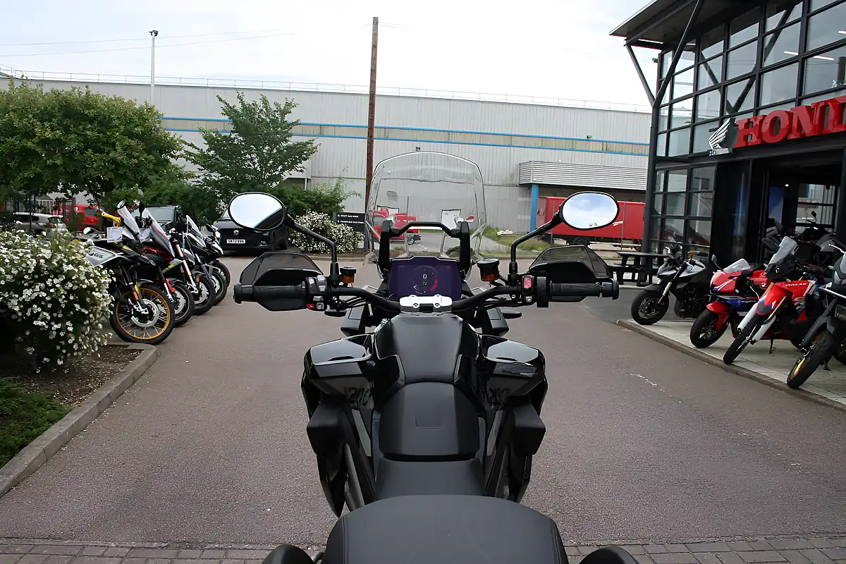 Used 2023 Triumph Tiger 1200 Rally Pro Black - Interior and Exterior details 11