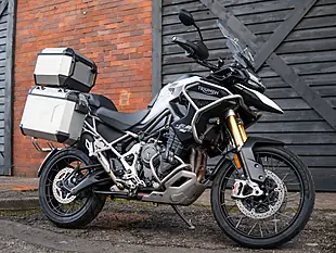 Used 2023 Triumph Tiger 1200 Rally Pro Snowdonia White - Interior and Exterior details 14