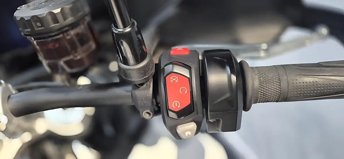 Used 2023 Triumph Tiger 900 GT Pro - Interior and Exterior details 16