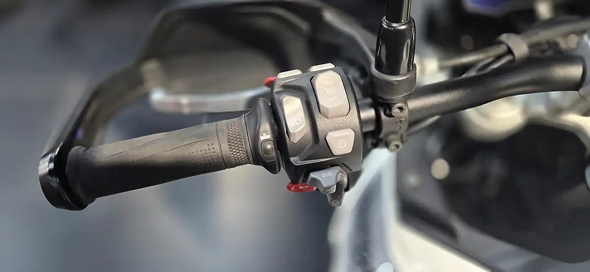 Used 2023 Triumph Tiger 900 GT Pro - Interior and Exterior details 15