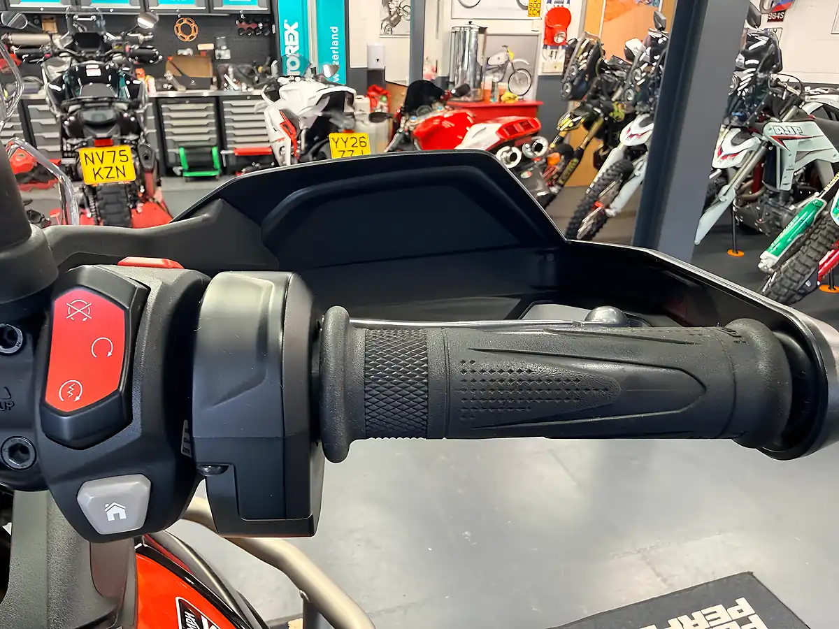 Used 2023 Triumph Tiger 900 Rally Pro - Interior and Exterior details 8