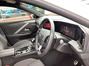 Used 2023 Vauxhall Astra Gs Arctic White (solid Paint) - Interior and Exterior details 6