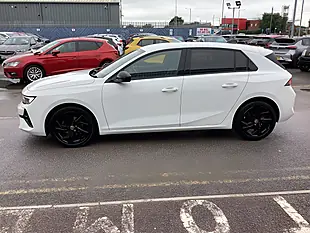 Used 2023 Vauxhall Astra Gs Arctic White (solid Paint) - Interior and Exterior details 9