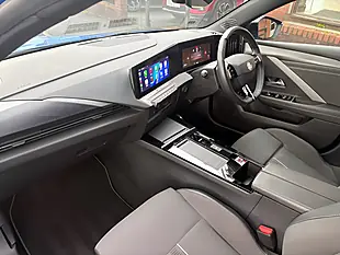 Used 2023 Vauxhall Astra Gs Blue - Interior and Exterior details 13