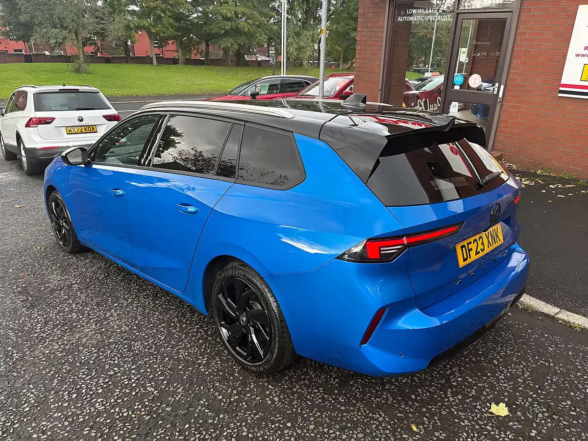 Used 2023 Vauxhall Astra Gs Blue - Interior and Exterior details 5