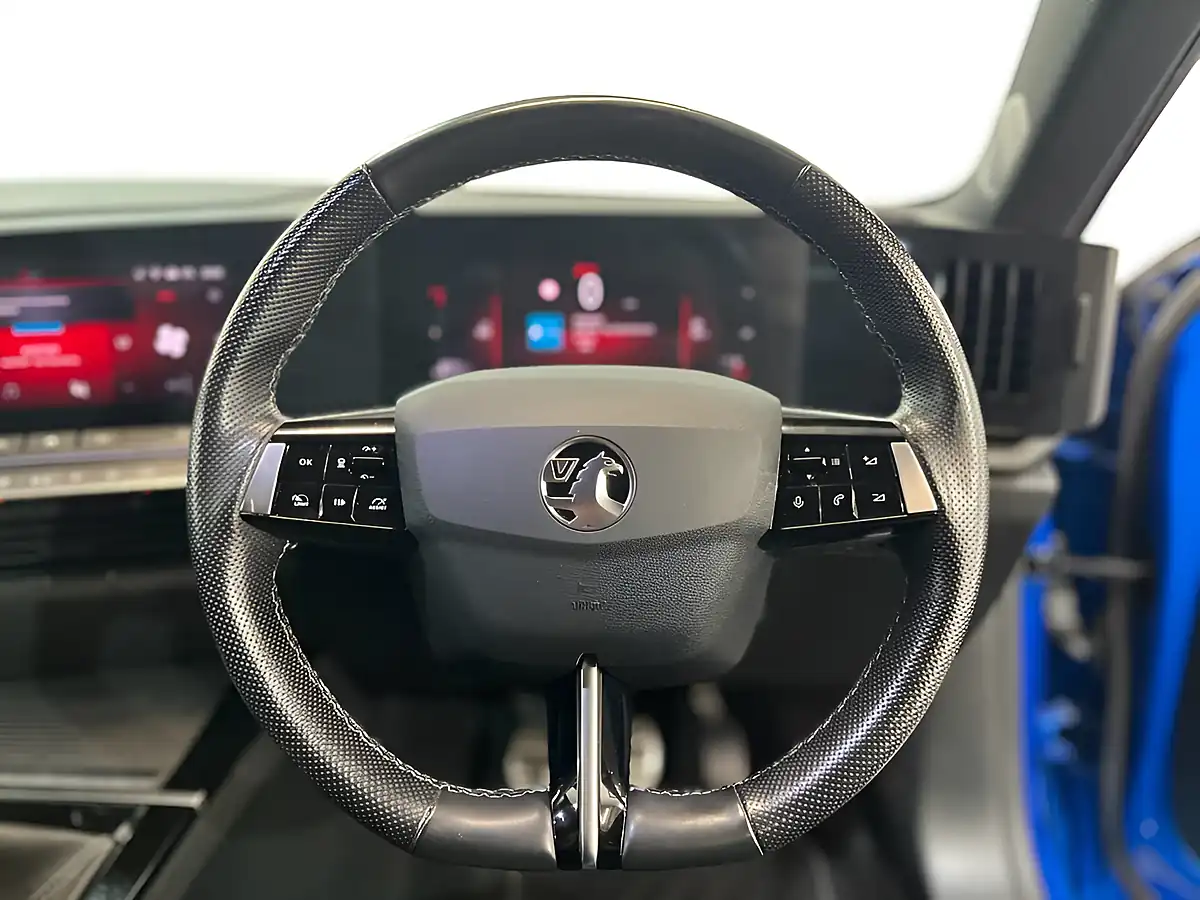 Used 2023 Vauxhall Astra Gs Sports Tourer Blue - Interior and Exterior details 13