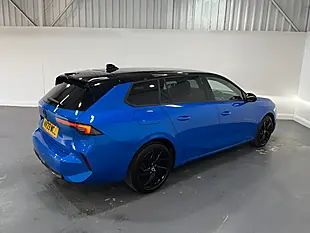 Used 2023 Vauxhall Astra Gs Sports Tourer Blue - Interior and Exterior details 4