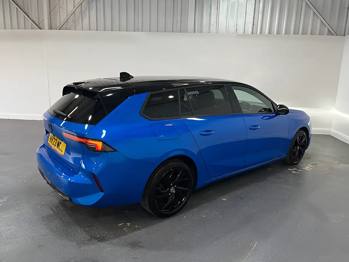 Used 2023 Vauxhall Astra Gs Sports Tourer Blue - Interior and Exterior details 4