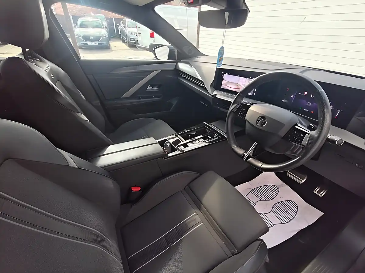 Used 2023 Vauxhall Astra Gs Sports Tourer Grey - Interior and Exterior details 13