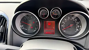 Used 2023 Vauxhall Astra Gtc Vxr Coupe Red - Interior and Exterior details 10