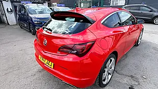 Used 2023 Vauxhall Astra Gtc Vxr Coupe Red - Interior and Exterior details 18