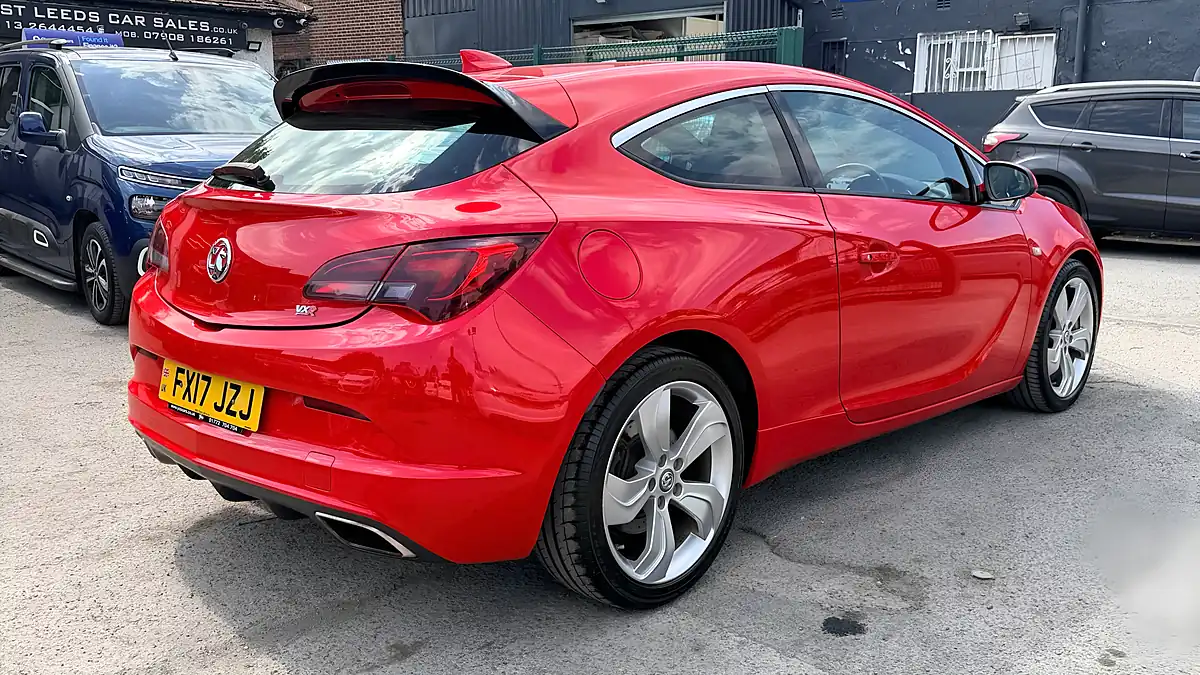 Used 2023 Vauxhall Astra Gtc Vxr Coupe Red - Interior and Exterior details 3
