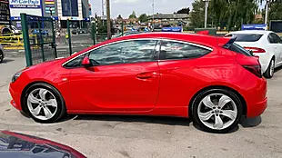 Used 2023 Vauxhall Astra Gtc Vxr Coupe Red - Interior and Exterior details 6