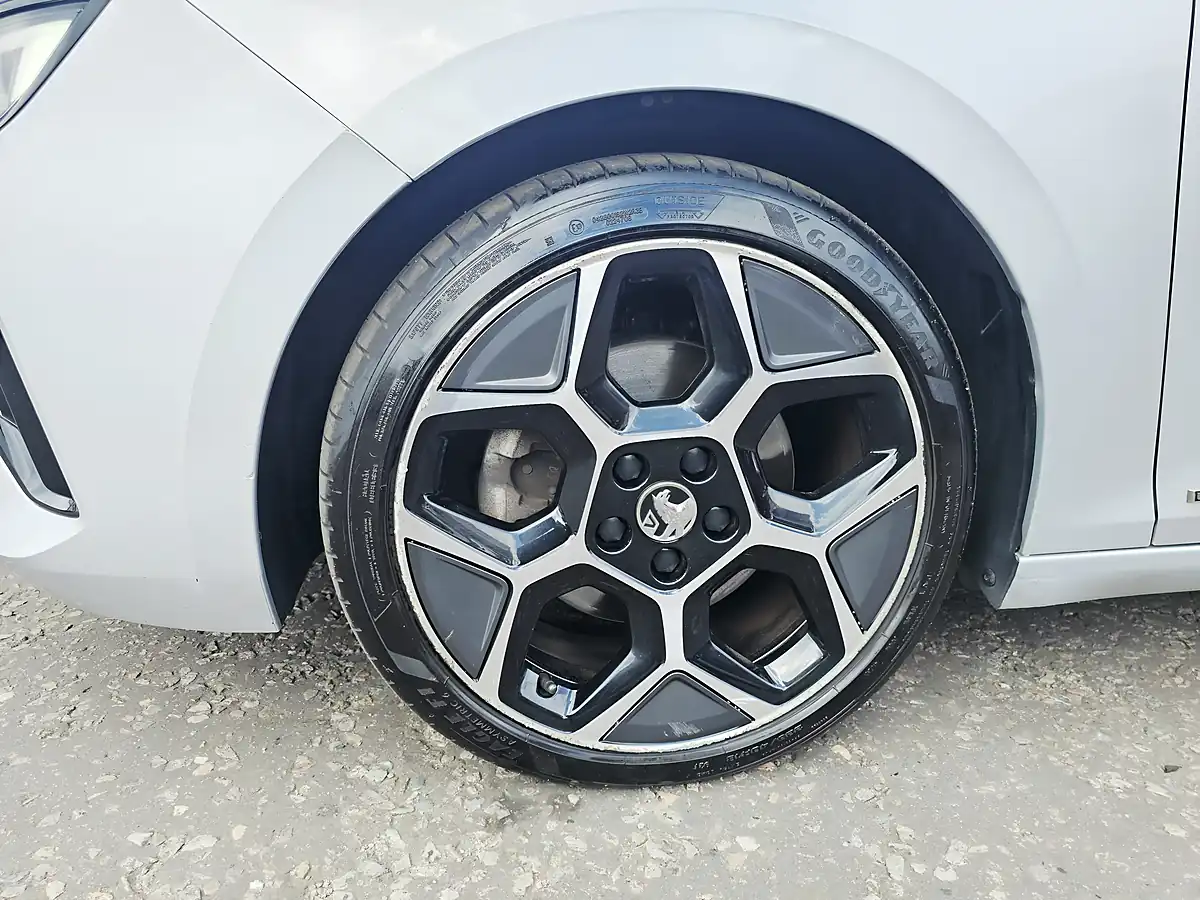 Used 2023 Vauxhall Astra Ultimate Grey - Interior and Exterior details 19