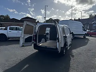Used 2023 Vauxhall Combo 2300 Prime Icy White - Interior and Exterior details 11