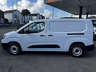 Used 2023 Vauxhall Combo 2300 Prime Icy White - Interior and Exterior details 13