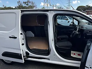 Used 2023 Vauxhall Combo 2300 Prime Icy White - Interior and Exterior details 8