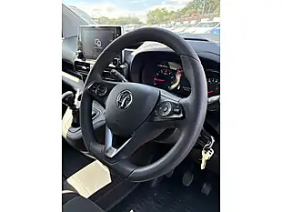 Used 2023 Vauxhall Combo 2300 Pro Icy White - Interior and Exterior details 16